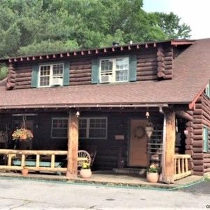 Meet your Posher, Gina